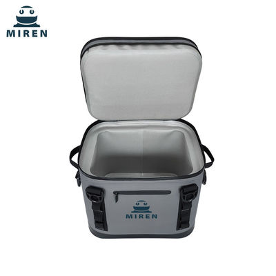 Bolsa isotérmica para 24 latas con material Hypalon en el bolsillo delantero